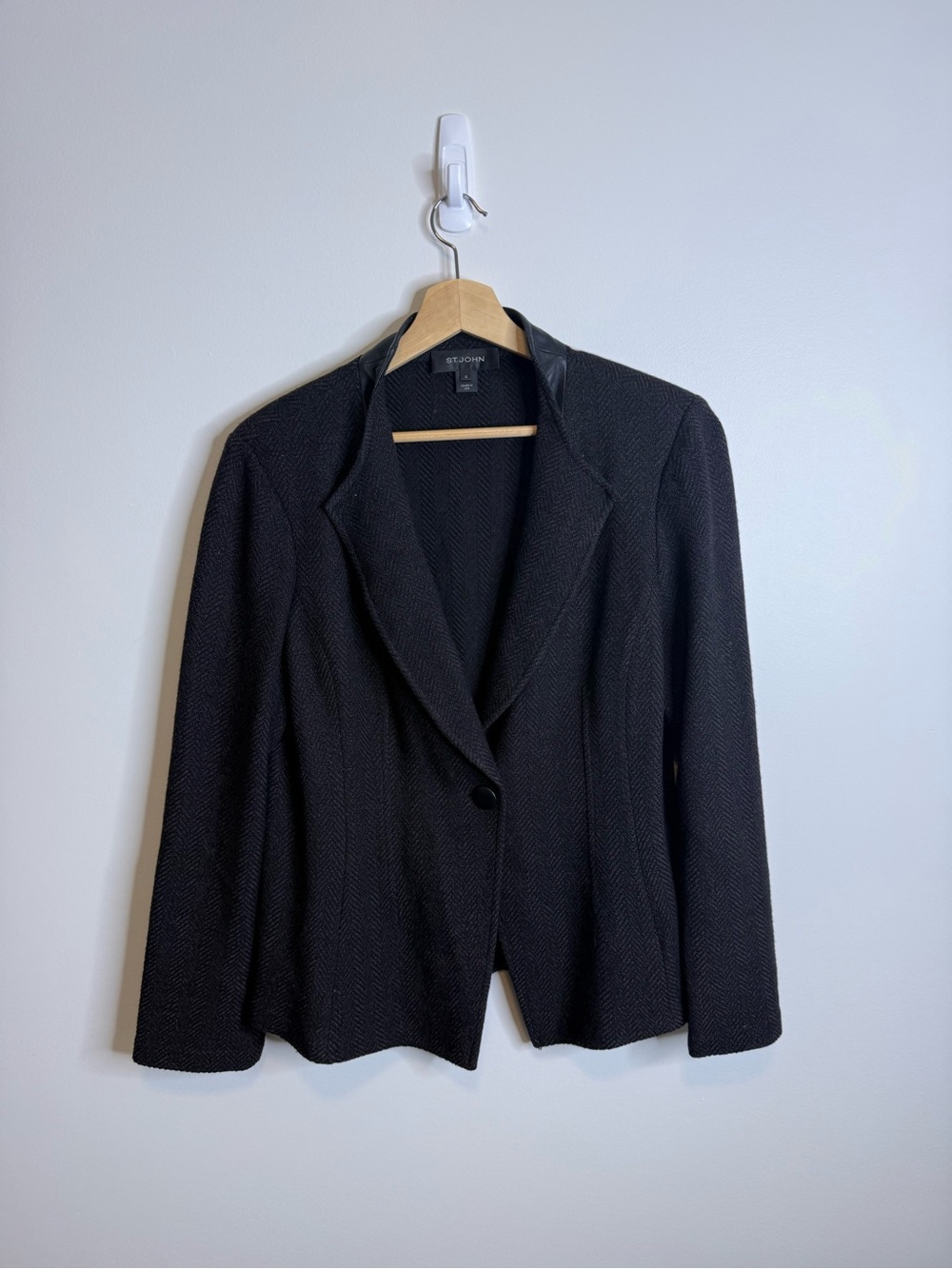 St. John Black Women's Single-Button Blazer size 12